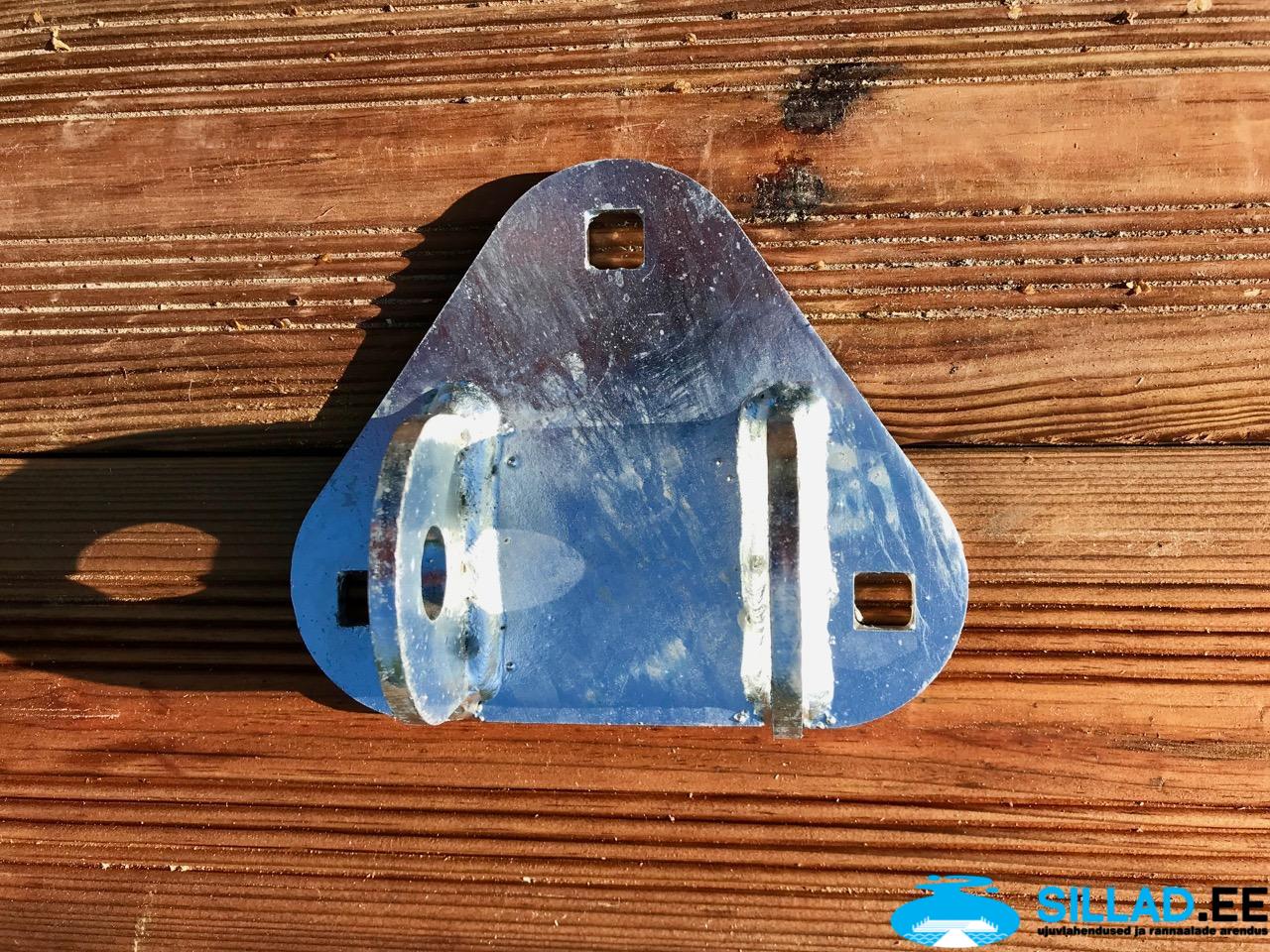 plastujuk, plastikujuk, ujuvsillad, paadisillad, ujumissillad, katamaraanid, torujukid, pontoonid, ujuvmajad, ujuvsaunad