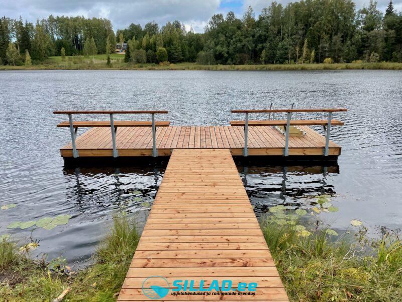 Ujumissild järvel